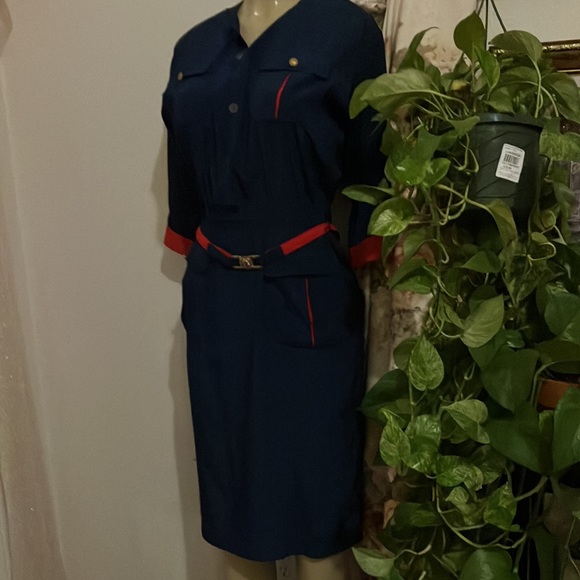 Vintage Dress Leslie Fay Petite Collection Blue with Red Sleeve Cuffs on Pockets - Picture 4 of 16